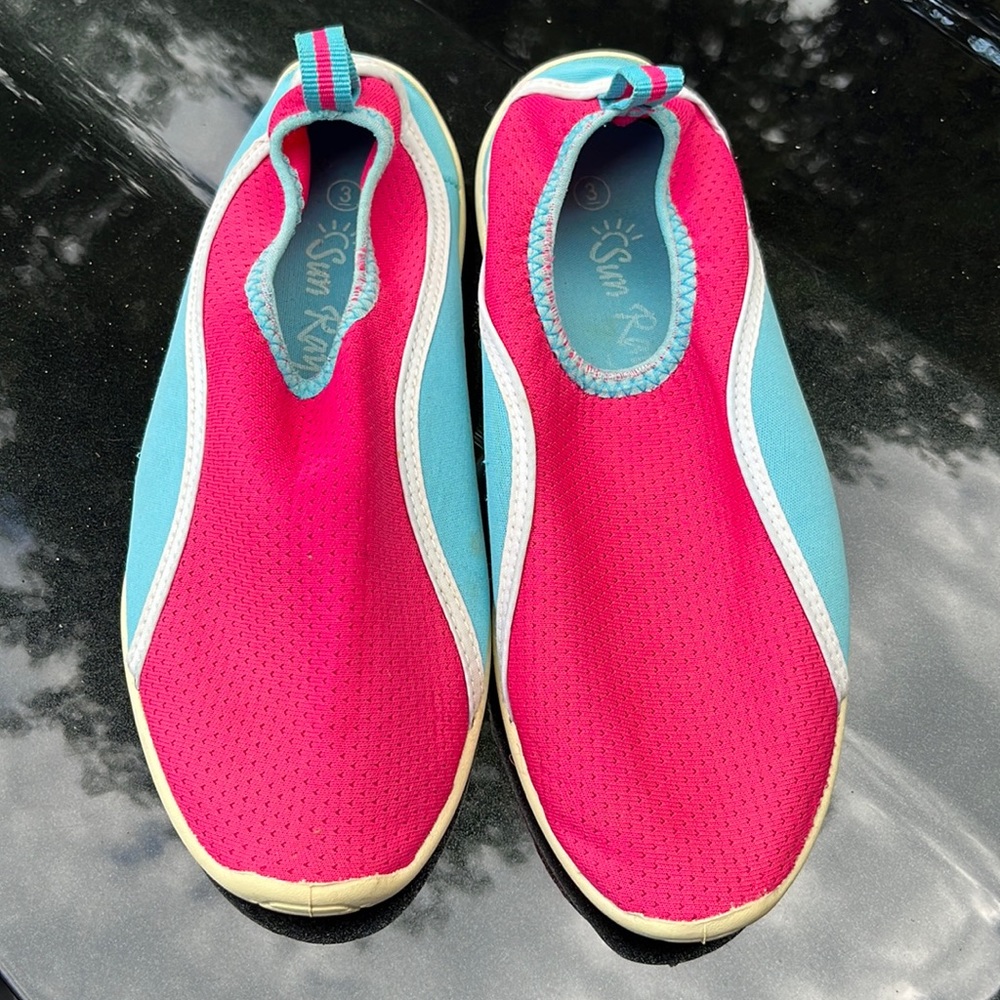 Sun Ray Kids Water Shoes Size 3 Blue Pink White